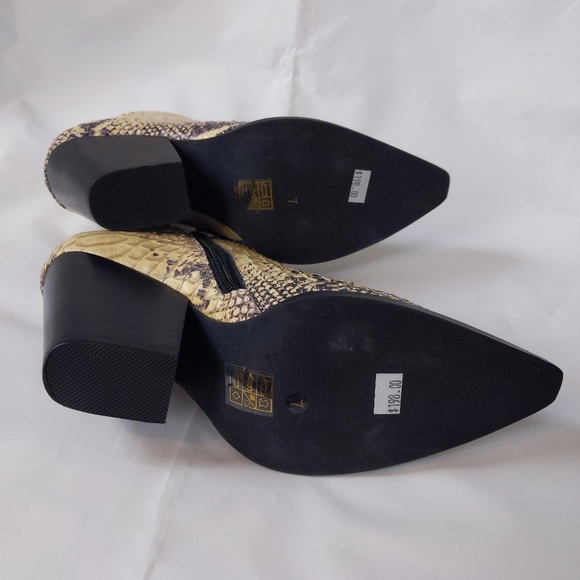 🆕🌿FREE PEOPLE JEFFREY CAMPBELL BOOTIES🌿 - Picture 16 of 16